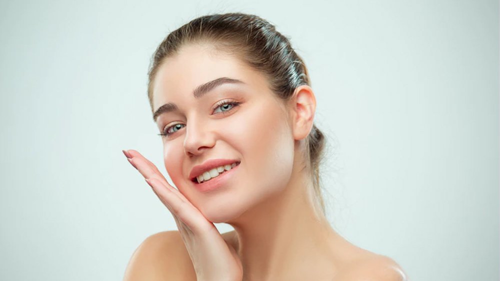 SKIN-BRIGHTENING